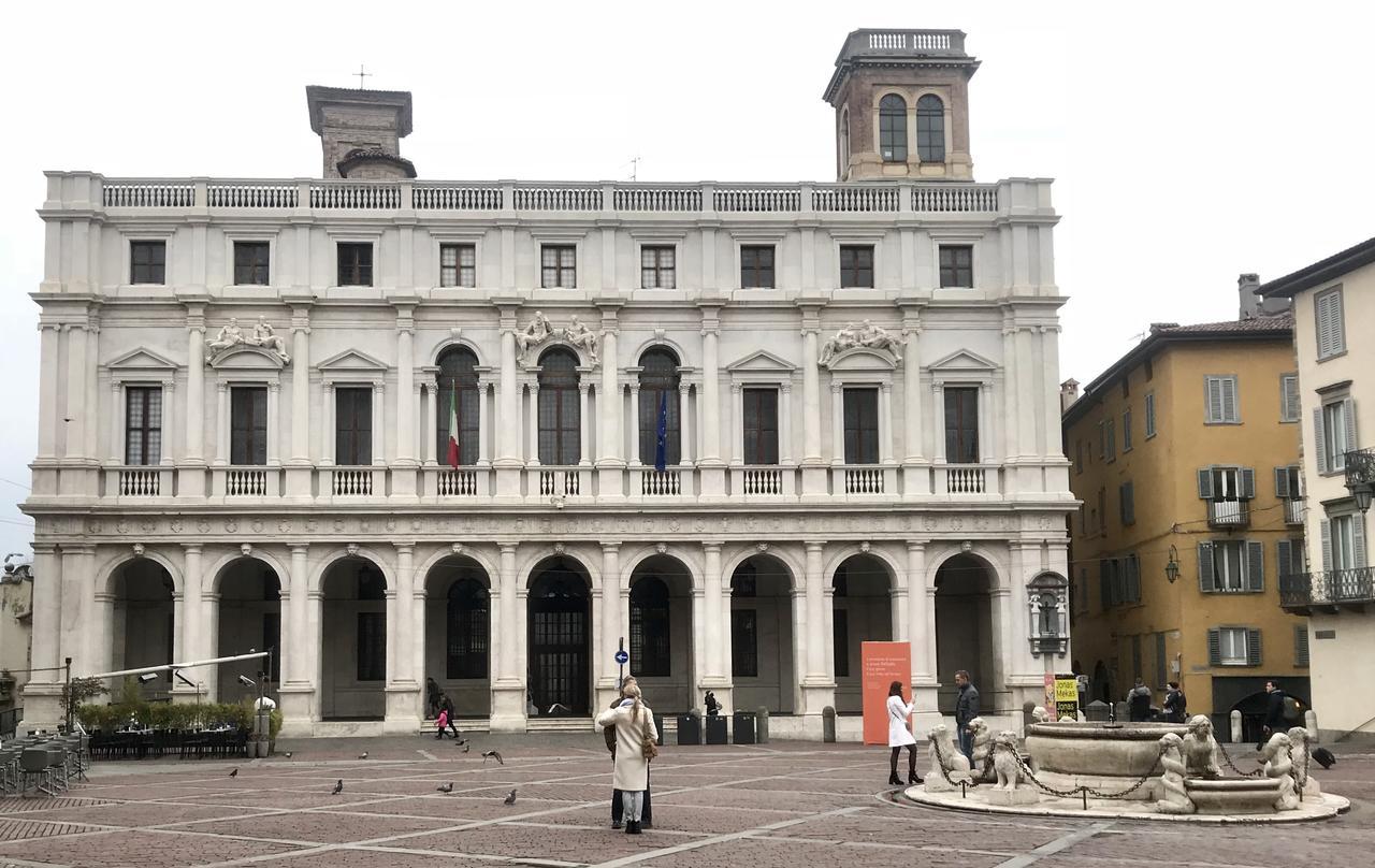 Flora Inn, Flora I - Nel Cuore Di Bergamo Alta Ngoại thất bức ảnh