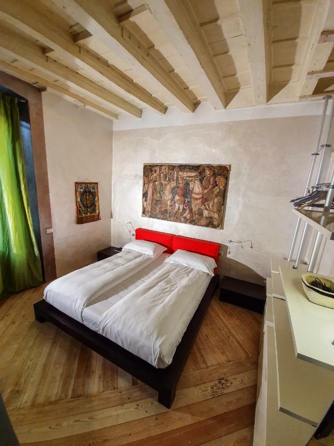Flora Inn, Flora I - Nel Cuore Di Bergamo Alta Ngoại thất bức ảnh